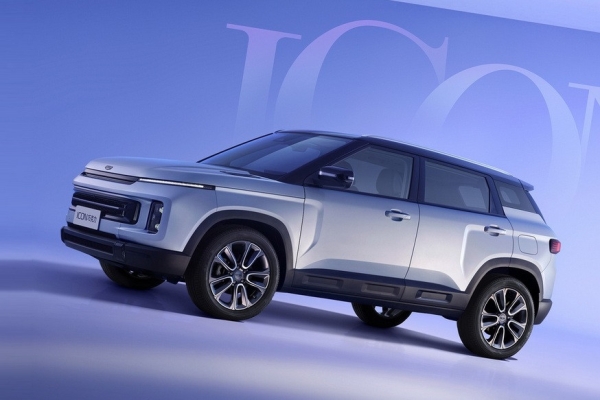 Кроссовер Geely Icon снова доработан: теперь с другим салоном АВТО