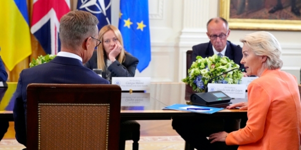 Гарантии безопасности Украине? 5-я статья НАТО позволяет европейцам помочь Киеву мешками для трупов