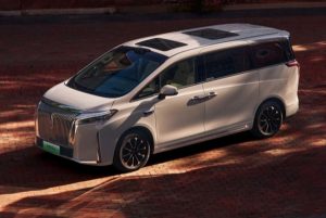 Минивэн Wey Gaoshan 7 (Wey 80) обрел новый салон АВТО