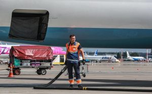 Авиакомпании обяжут отчитываться о выбросах CO2 на международных рейсах БИЗНЕС