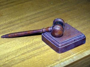 Суд утвердил право ребенка на компенсацию за отравление в школе ОБЩЕСТВО