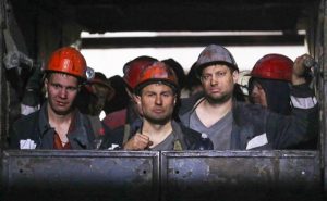 Надбавка за смерть. Начальство довело шахтеров до гибели, получая в месяц 35 их зарплат ОБЩЕСТВО